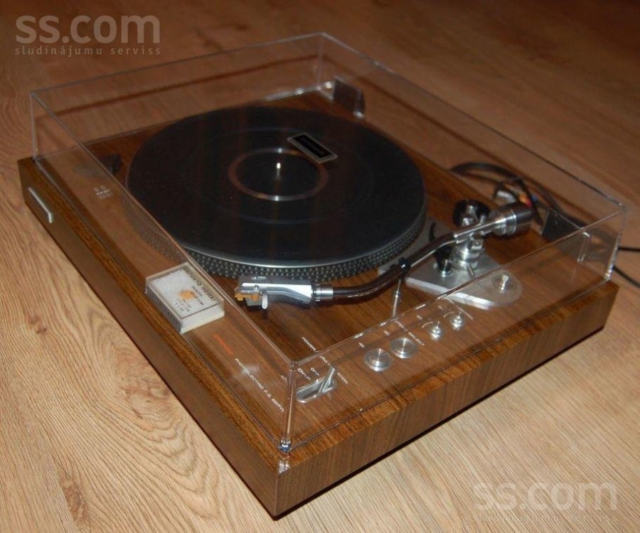 audio-video-dvd-sat-audio-vinyl-records-and-players-22205769.800.jpg