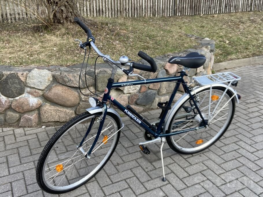 transport-bycycles-classical-ordinary-1-67319799_800.jpg.8bd6940092107460260f3807d6947930.jpg